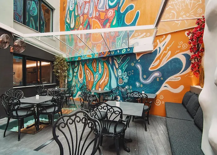 Project 3 Urban Chic Hotel