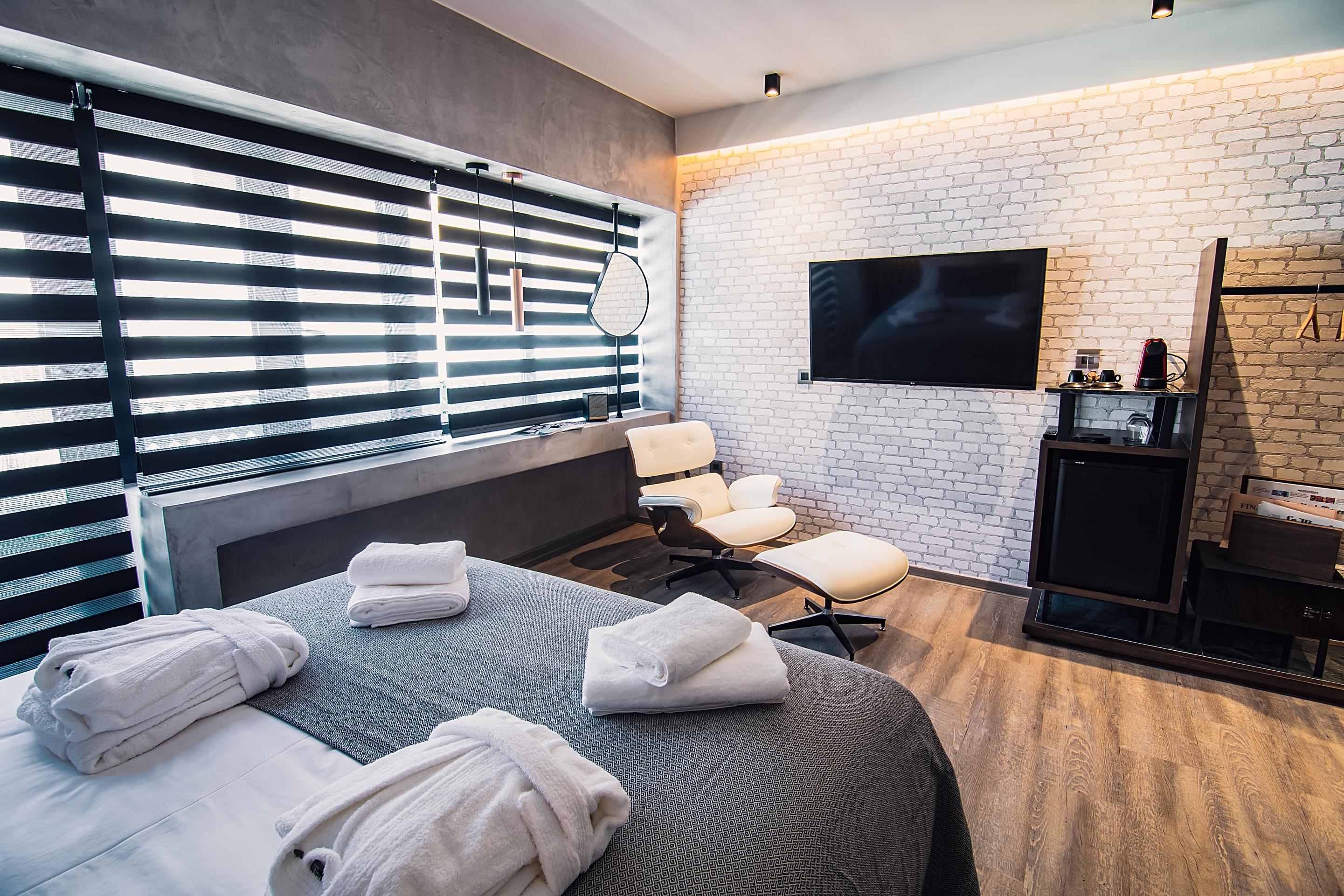 Project 3 Urban Chic Hotel 4*